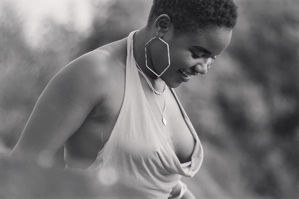Aziza Indrah breaks the internet with her nudes