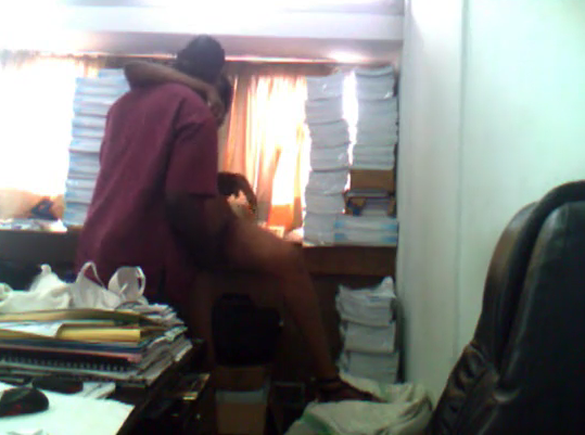 Lecturer records himself fucking a student for her grades