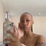 Kenyan porn star based in the US, Spicy Maa squirts