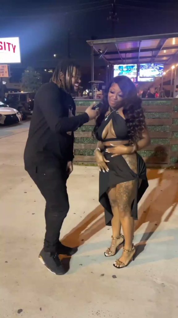 The Ouuuu man got mesmerized by the fat ass