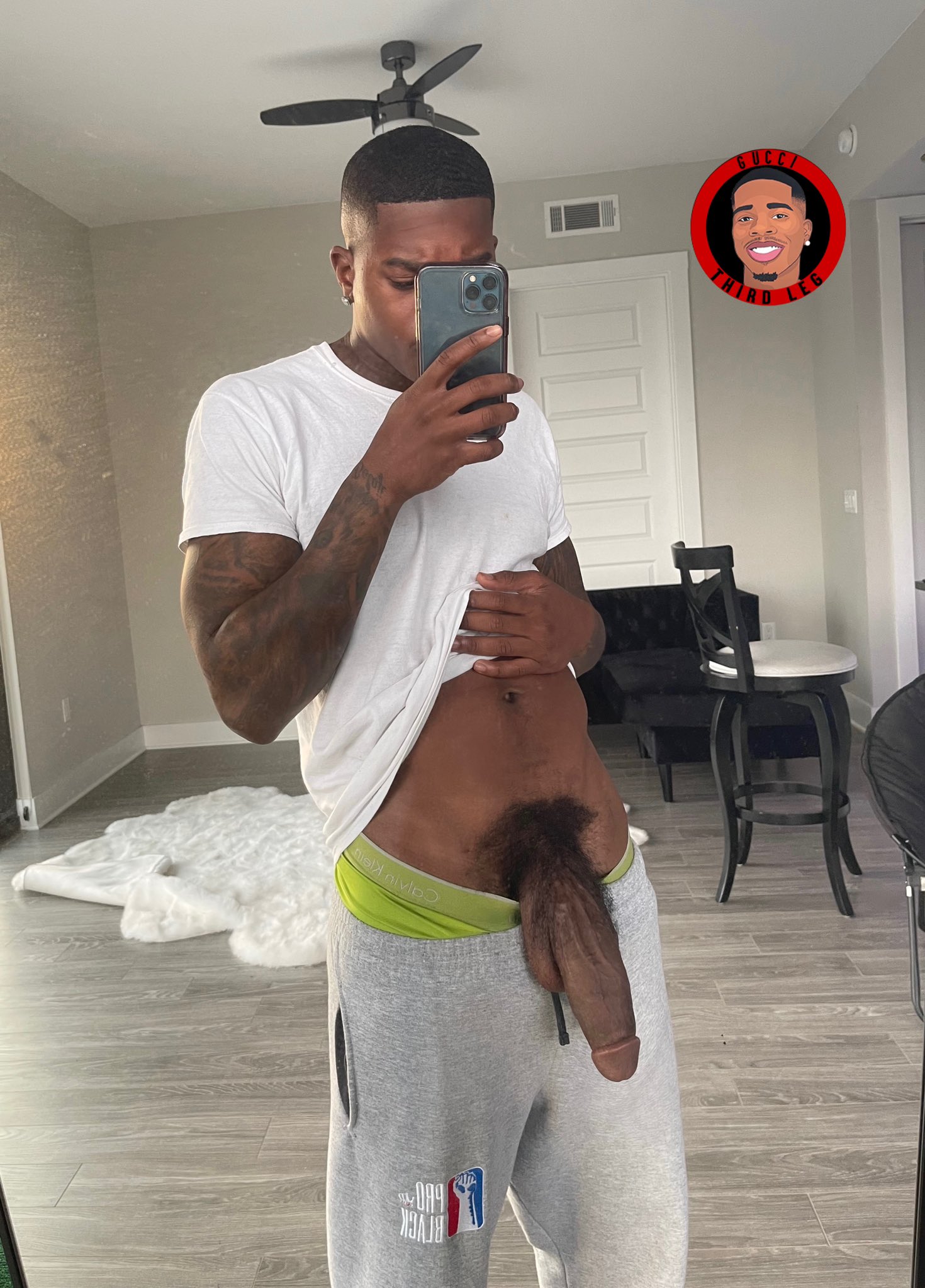Gucci Third Leg