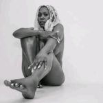 Queen Minaj goes naked on social media