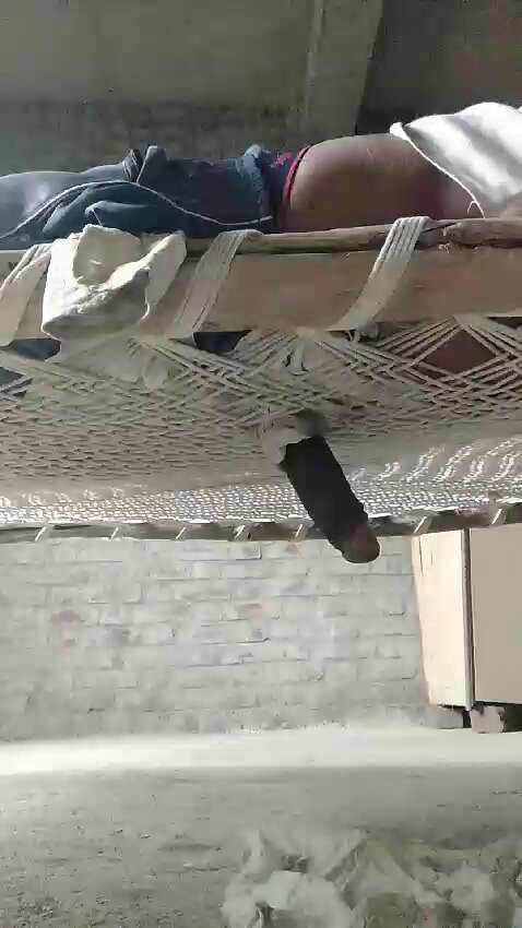 Mans on dryspell invents a way to quench his appetite by fucking a bed